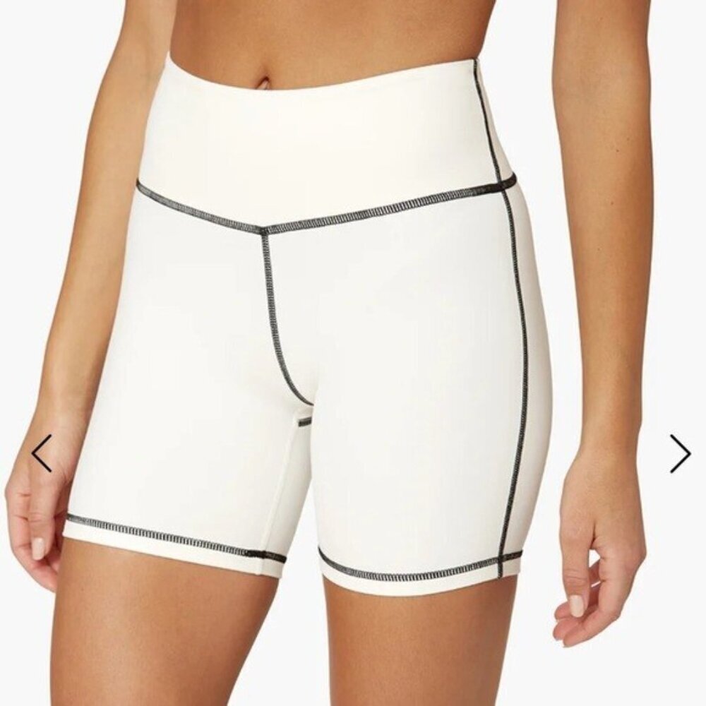 WE WORE WHAT Women Corset Biker Shorts Sz XL White Athleisure Active Wear 1-43